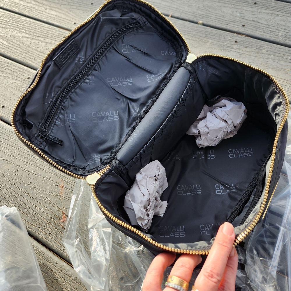 Roberto cavalli cosmetic bag - Picture 9 of 12